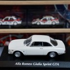 Alfa Romeo ,,Bertone'' Giulia Sprint GTA   Maxichamps 1:43