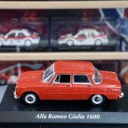 Alfa Romeo Giulia  Maxichamps 1:43